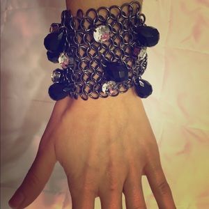 Bracelet with beads and fake crystals